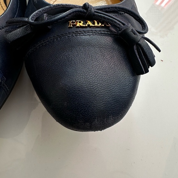 PRADA Cap-Toe Navy Leather Ballet Flats Size 37 / 7 Ballerina Bow with Logo - Picture 5 of 8